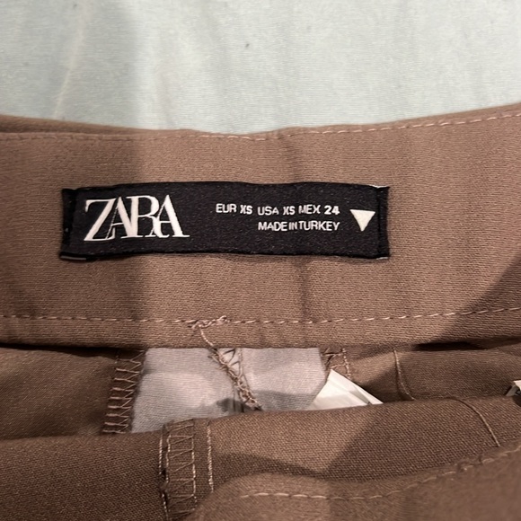 Cute XS Zara Skort - Picture 2 of 4